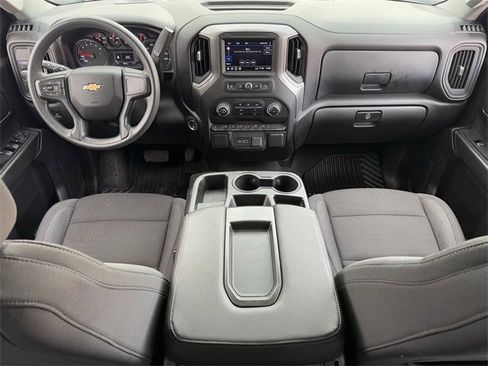 Used 2024 Chevrolet Silverado 1500 Custom image 12