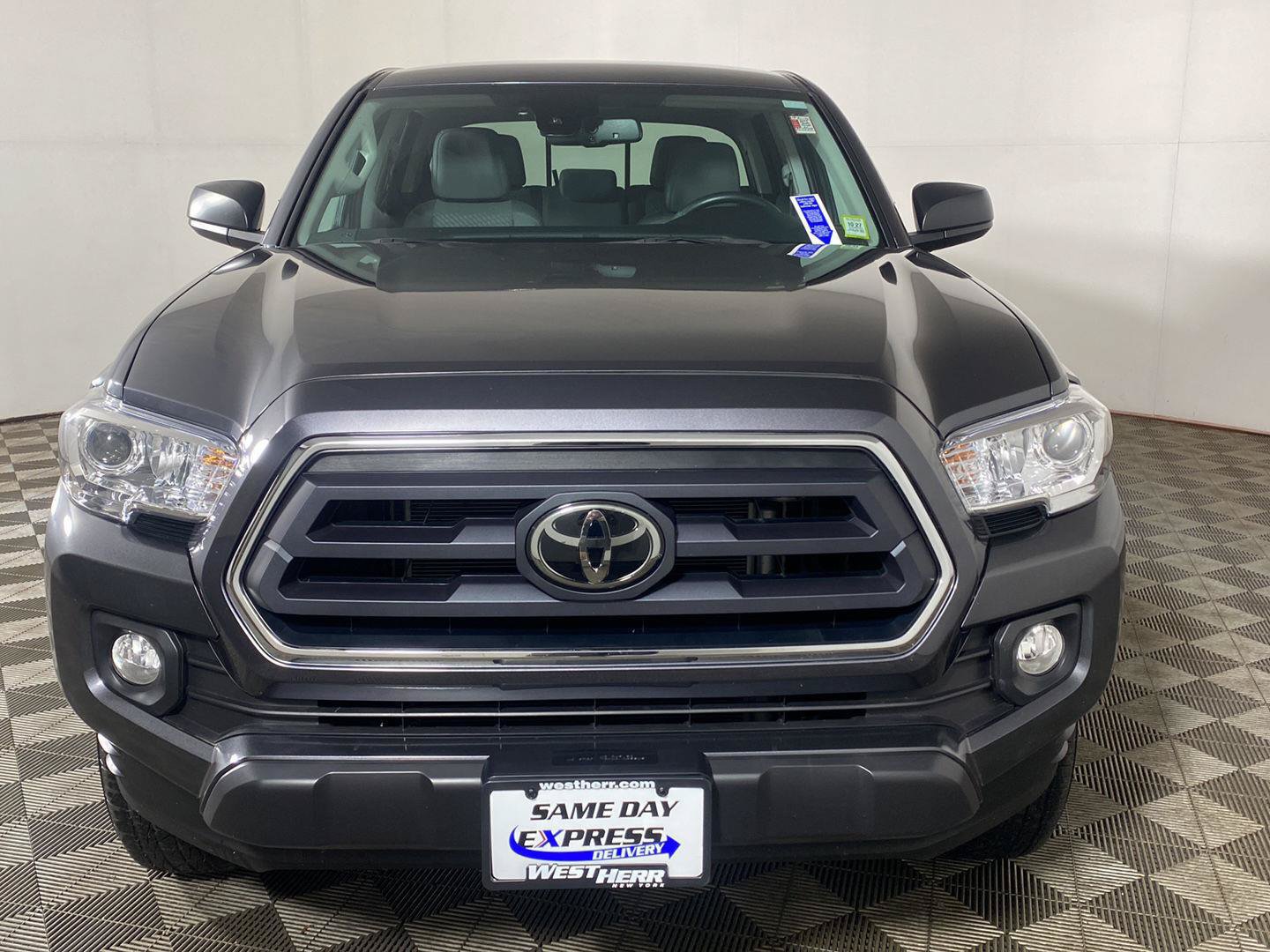Used 2023 Toyota Tacoma SR5 w/ SX Package AWD/4WD image 8