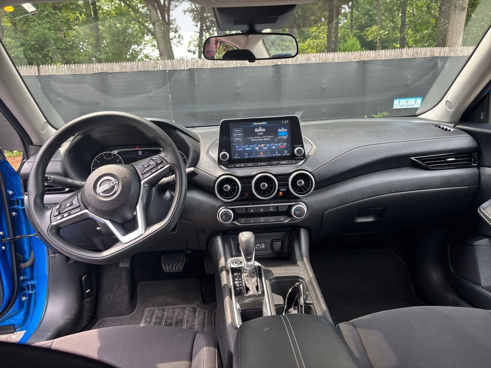 Used 2025 Nissan Sentra SV FWD image 30