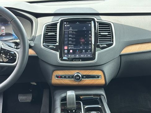 Certified 2023 Volvo XC90 B6 Plus w/ Protection Package Premier AWD/4WD image 6