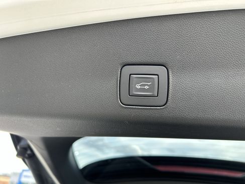 Used 2023 Chevrolet TrailBlazer ACTIV w/ Sun and Liftgate Package image 28