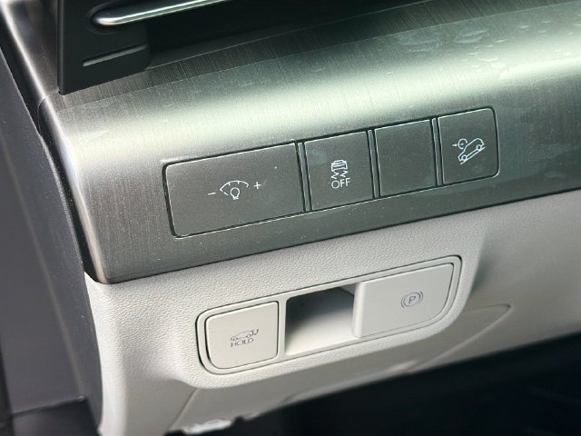 New 2026 Hyundai Kona Limited FWD image 10