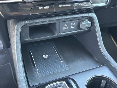 Used 2023 Honda Pilot EX-L image 15