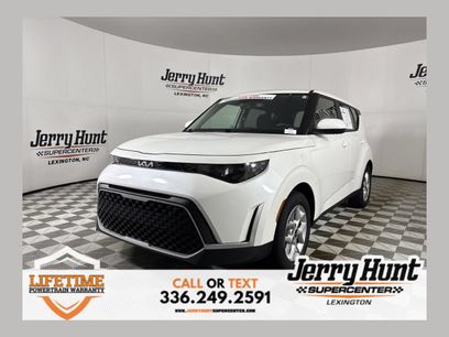 Used 2025 Kia Soul LX w/ LX Technology Package