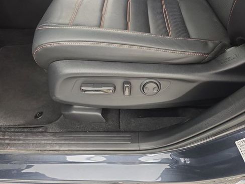 Used 2025 Honda CR-V Sport-L image 12