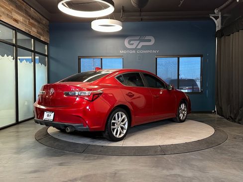 Used 2019 Acura ILX image 3