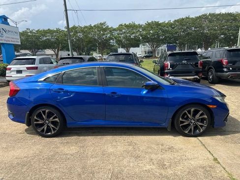 Used 2019 Honda Civic Sport image 4