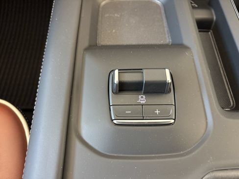 New 2026 GMC Sierra 2500 Denali Ultimate AWD/4WD image 27