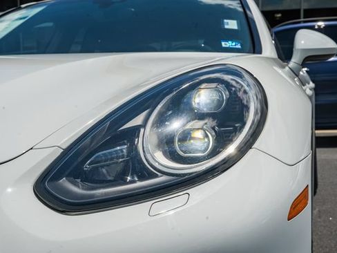 Used 2016 Porsche Panamera S RWD image 12
