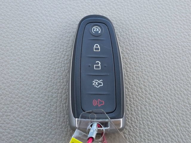 Used 2017 Ford Expedition Limited w/ Equipment Group 301A RWD image 30