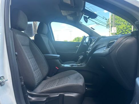 Used 2024 Chevrolet Equinox LT AWD/4WD image 20