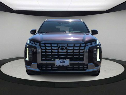 Used 2024 Hyundai Palisade Calligraphy image 3