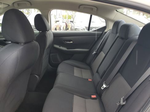 Certified 2021 Nissan Sentra SV image 11