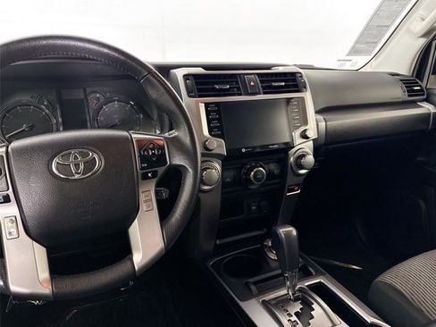 Certified 2024 Toyota 4Runner SR5 AWD/4WD image 30