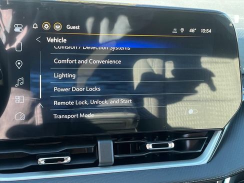 New 2026 Chevrolet Equinox LT w/ Midnight Edition image 17