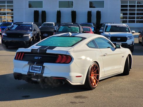 Used 2021 Ford Mustang GT image 5