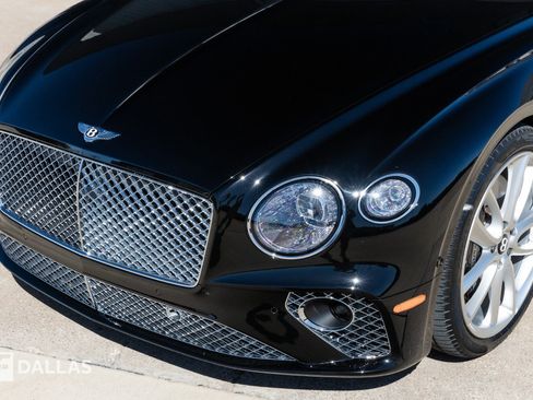 Used 2022 Bentley Continental GT image 6