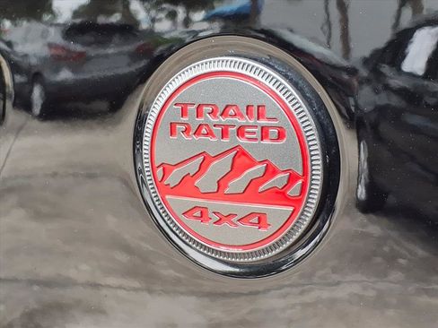 Used 2023 Jeep Gladiator Rubicon w/ Cold Weather Group image 33