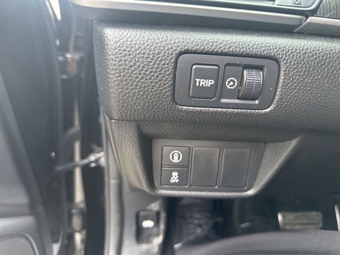 Used 2022 Honda Accord Sport image 11