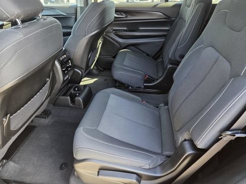 Used 2023 Jeep Grand Cherokee L Laredo w/ Luxury Tech Group I RWD image 28
