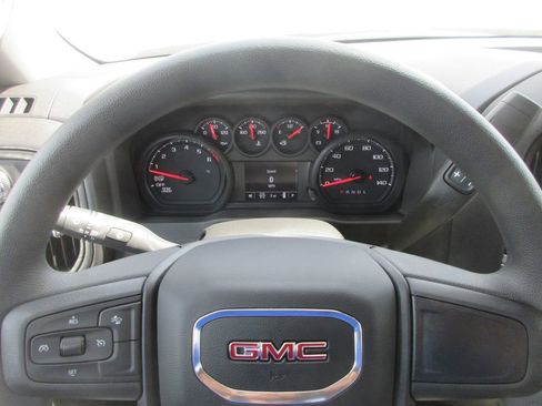 New 2026 GMC Sierra 1500 Pro AWD/4WD image 13