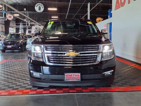 Used 2019 Chevrolet Tahoe Premier w/ Premier Plus Edition AWD/4WD image 2