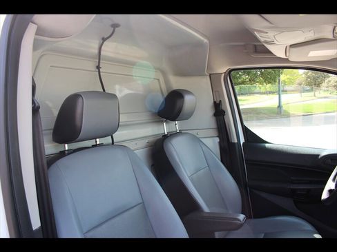 Used 2016 Ford Transit Connect XL image 18