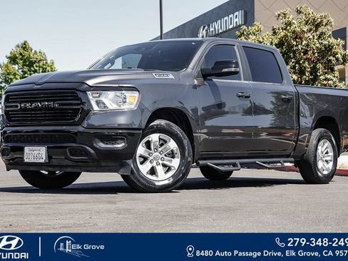 Used 2024 RAM 1500 Laramie AWD/4WD image 1