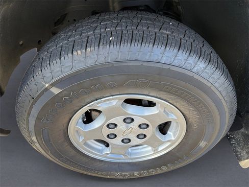 Used 2004 Chevrolet Silverado 1500 w/ Light Duty Power Package image 9