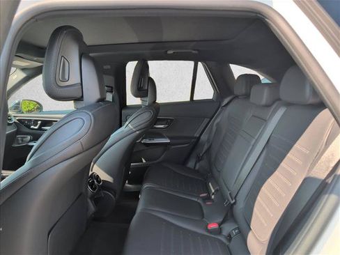 Certified 2025 Mercedes-Benz GLC 300 image 18