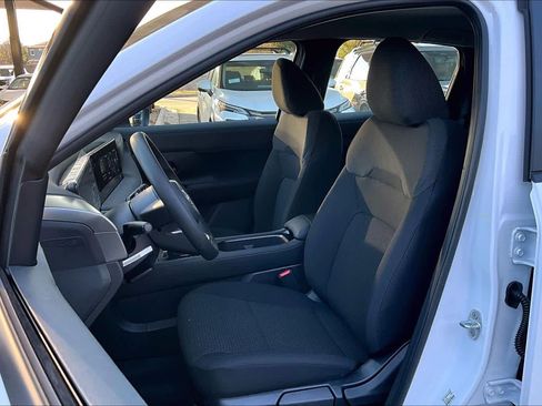 New 2026 Nissan Kicks S image 15