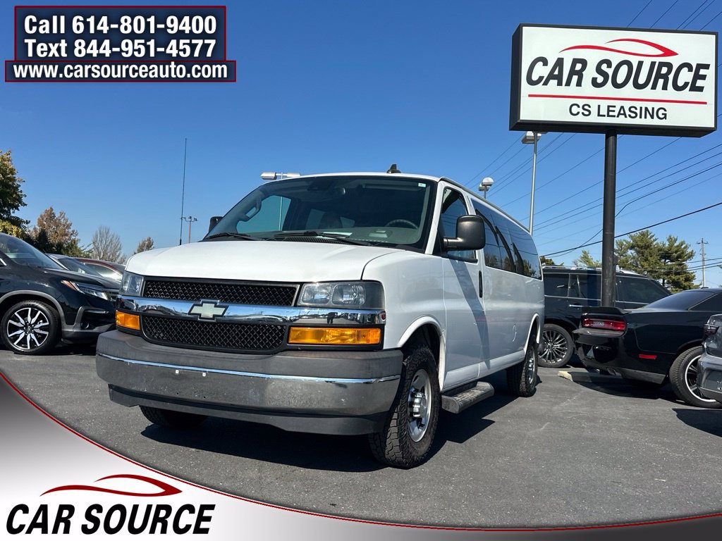 Used 2019 Chevrolet Express 3500 LT w/ LT Preferred Equipment Group RWD image 1