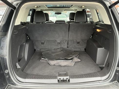 Used 2019 Ford Escape SEL image 19