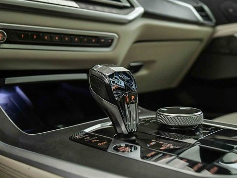 Used 2020 BMW X5 M50i w/ Dynamic Handling Package image 30