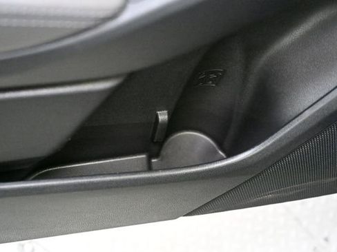 Certified 2025 Subaru Crosstrek 2.0i Premium AWD/4WD image 40