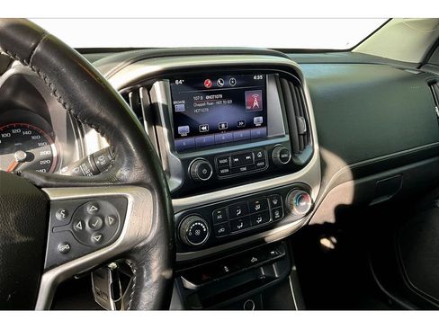 Used 2015 GMC Canyon SLE AWD/4WD image 9