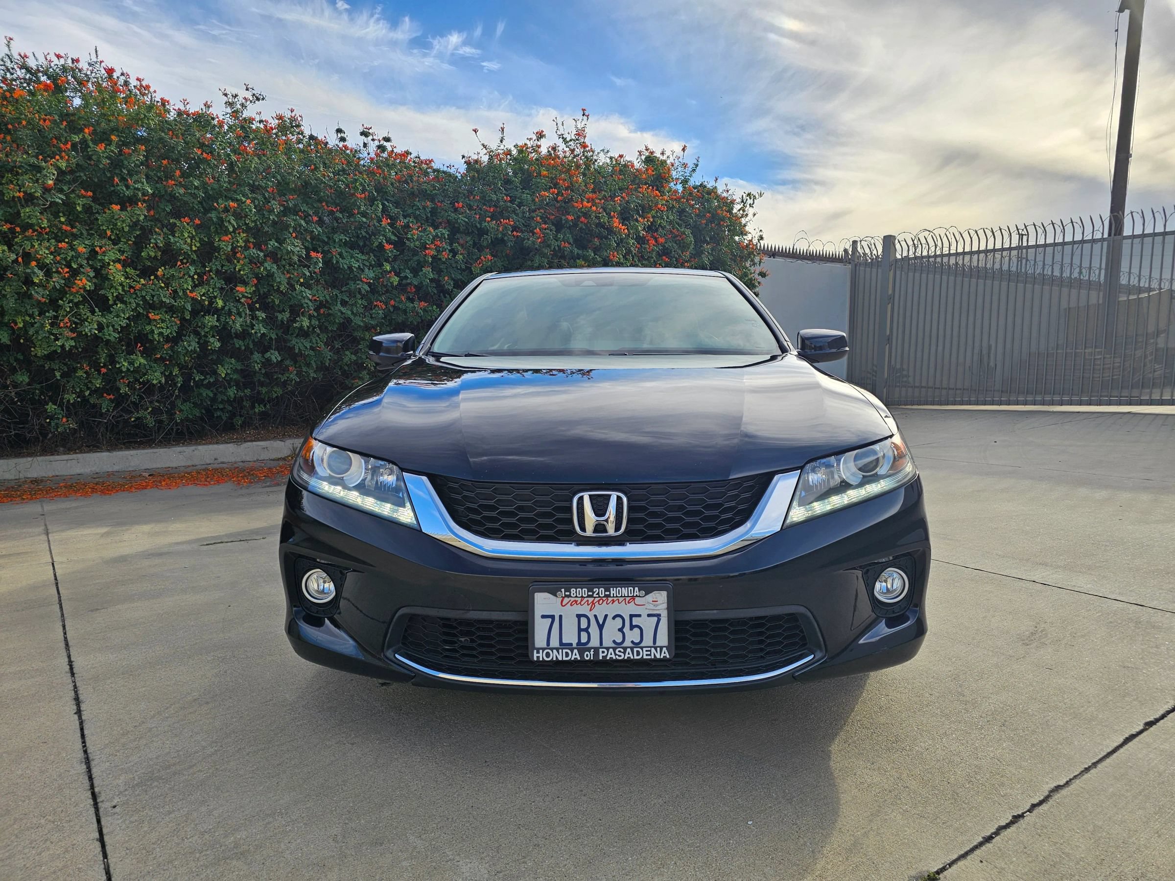 Used 2015 Honda Accord EX-L image 2