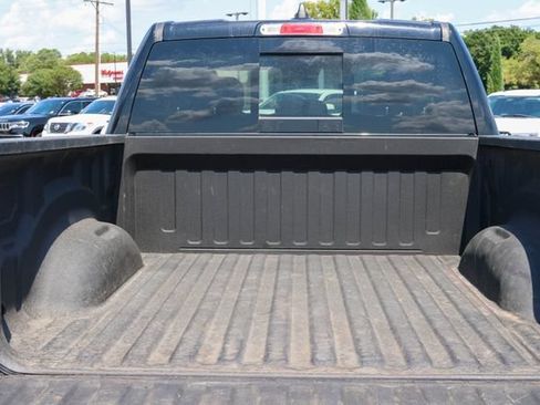 Used 2020 RAM 1500 Big Horn AWD/4WD image 10