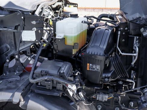 Used 2023 Ford F650 2WD Regular Cab Super Duty image 18