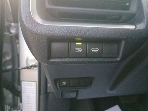 Used 2025 Toyota Prius LE image 22