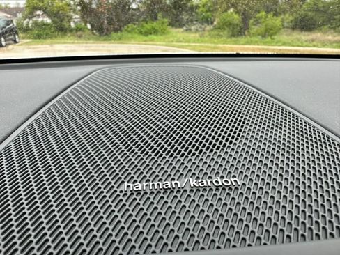 Certified 2024 Volvo XC60 T8 Plus w/ Protection Package Premier image 14