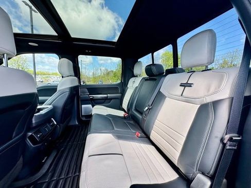 Used 2022 Ford F150 Lightning Platinum AWD/4WD image 19