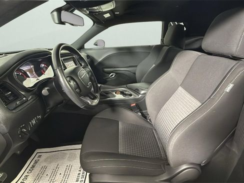 Used 2023 Dodge Challenger R/T w/ Blacktop Package image 17