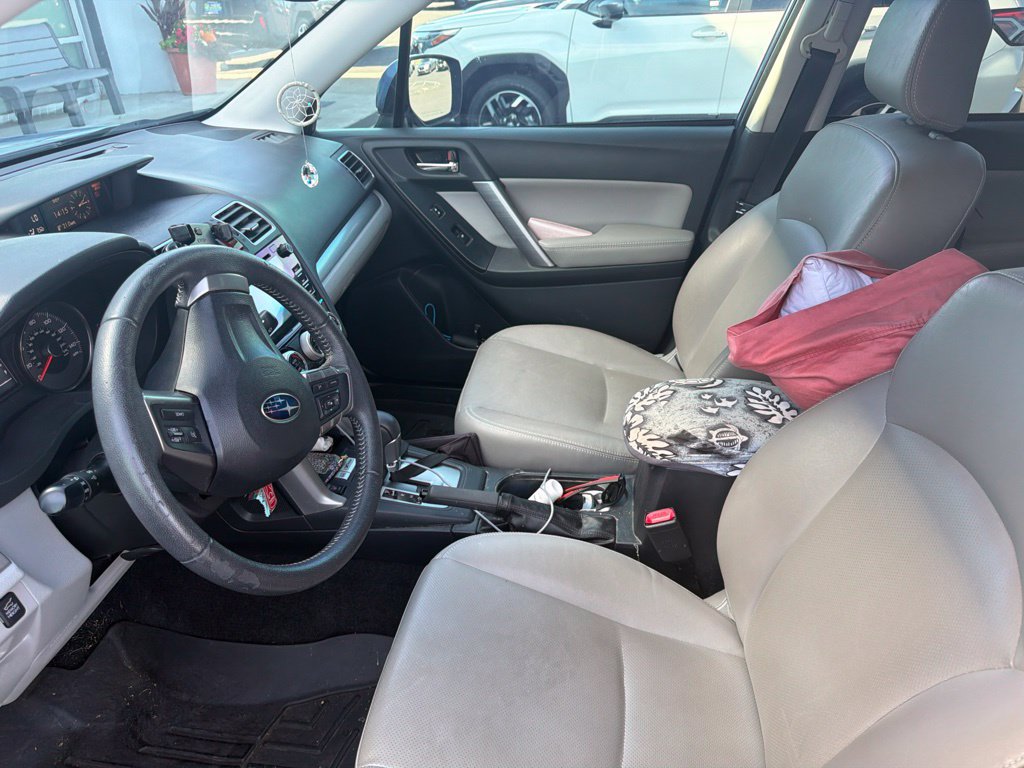 Used 2016 Subaru Forester 2.5i Limited AWD/4WD image 9