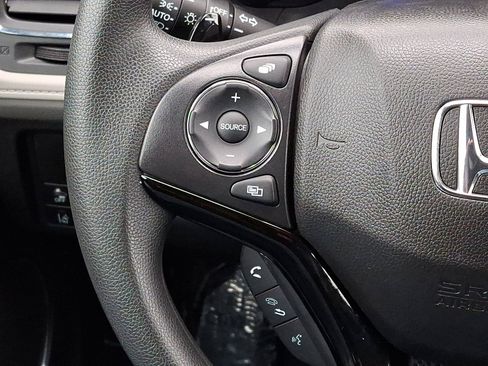 Used 2022 Honda HR-V EX image 21