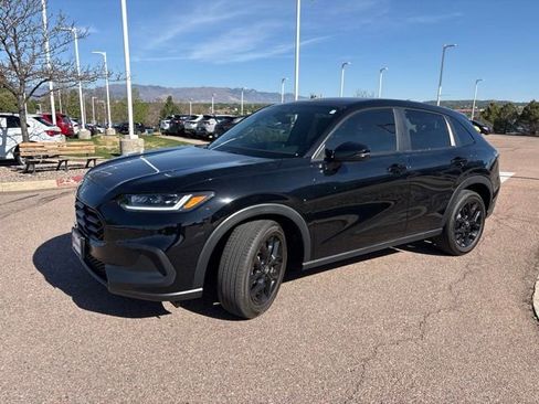 Used 2024 Honda HR-V Sport image 3