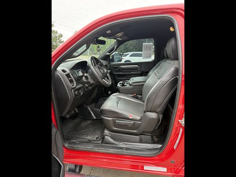 Used 2021 RAM 3500 Tradesman w/ Chrome Appearance Group AWD/4WD image 3