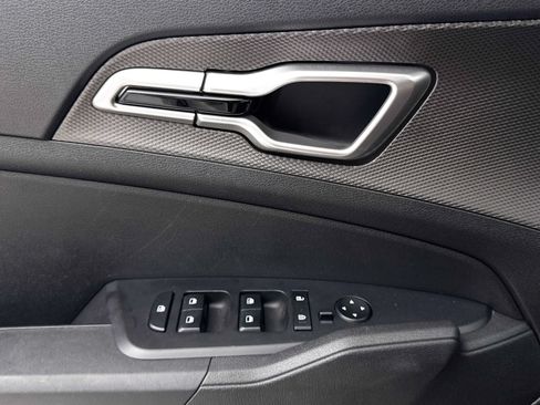 Certified 2024 Kia Sportage LX FWD image 26