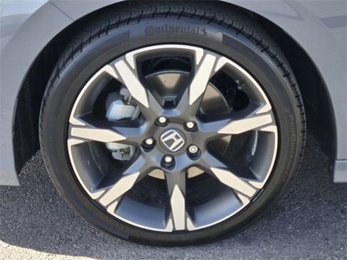 Used 2025 Honda Civic Sport image 9