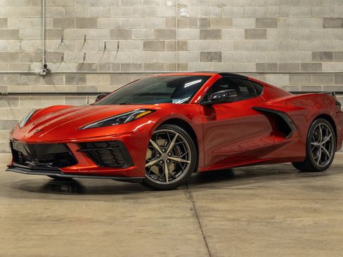 Used 2023 Chevrolet Corvette Stingray Coupe w/ Z51 Performance Package image 4